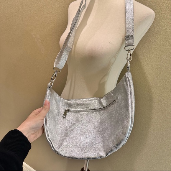Women's Shoulder large metallic silver leather sling bag oversized fanny pack - Picture 12 of 13